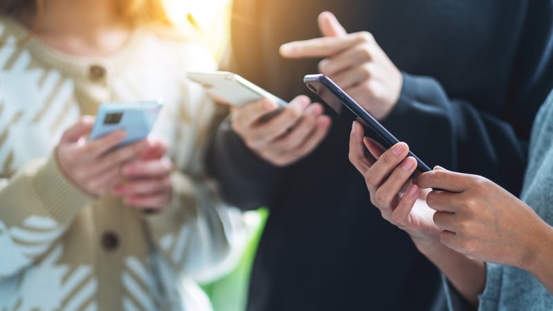 LINE通知メッセージとは？仕組みやメリット、導入時の注意点を紹介