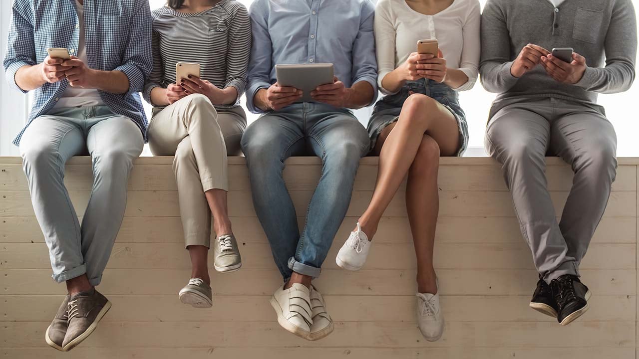 TikTokビジネスアカウントのメリット・デメリットを理解してマーケティング戦略に活用しよう